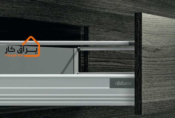 ریل تاندم‌-باکس متوسط blum